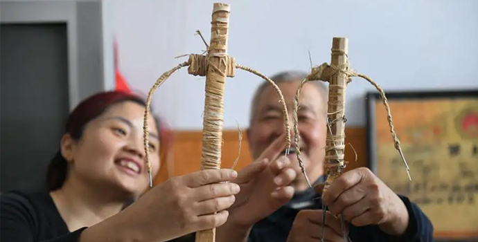 泥塑骨架.jpg 泥塑骨架.jpg